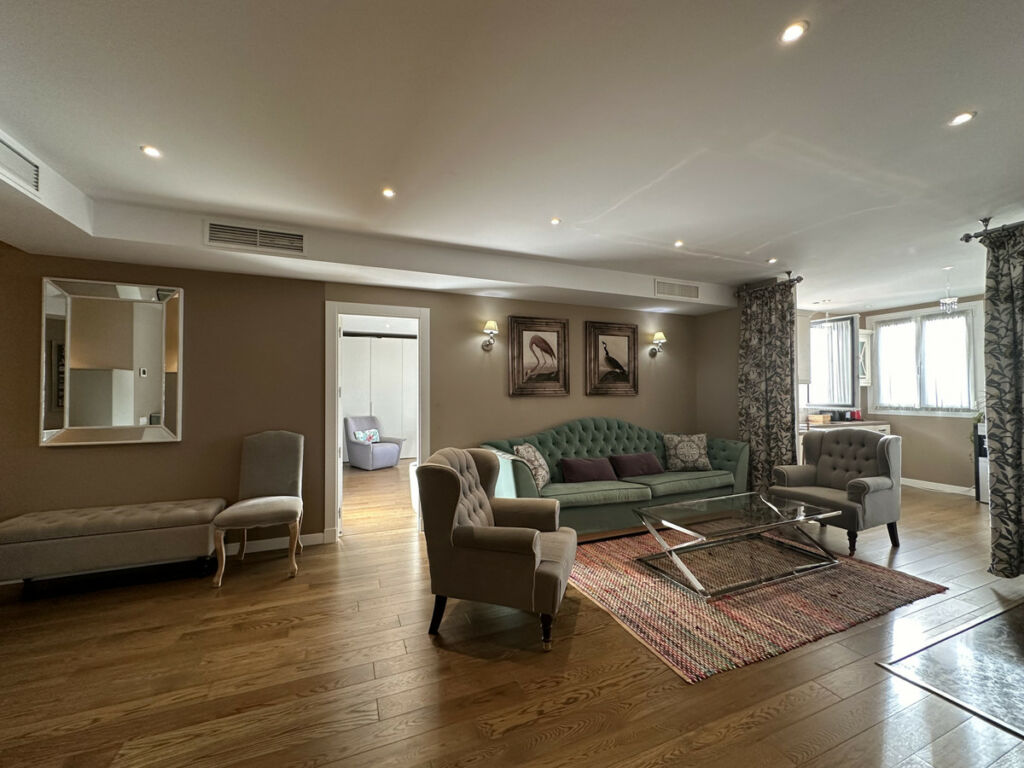 Middle Floor Apartment Puerto Banús Málaga - image 9