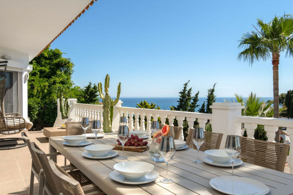 Detached Villa Miraflores Málaga - image 9