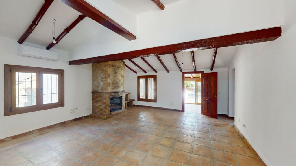 Detached Villa La Viñuela Málaga - image 9