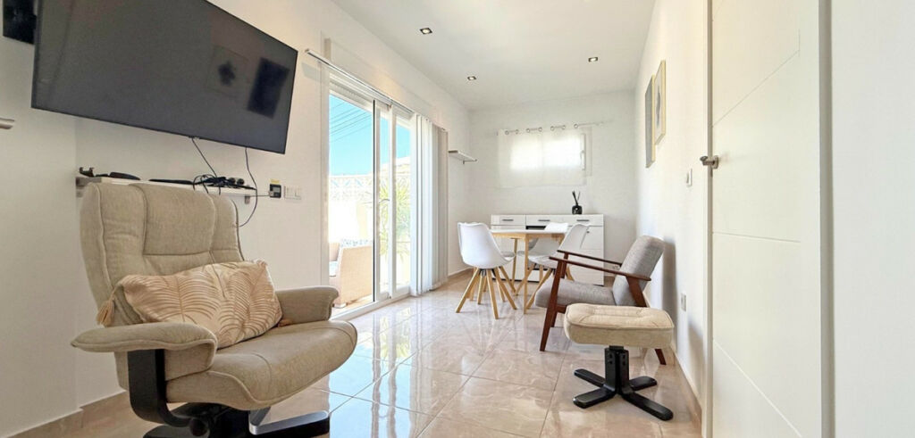 Bungalow Torrevieja Alicante - image 9