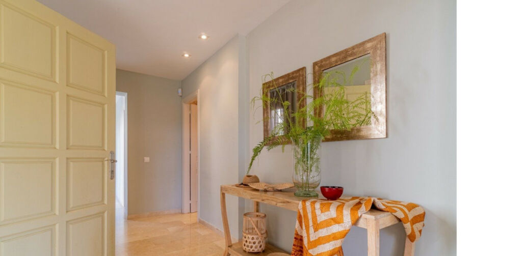 Detached Villa Sotogrande Cádiz - image 9