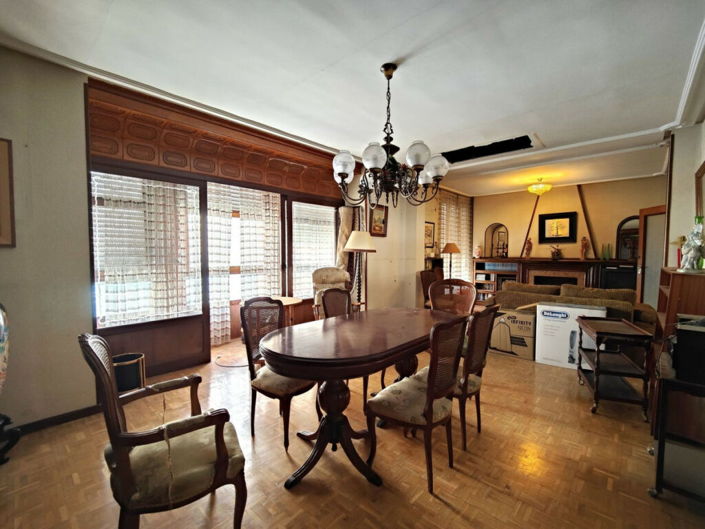 Middle Floor Apartment Torrevieja Alicante - image 9