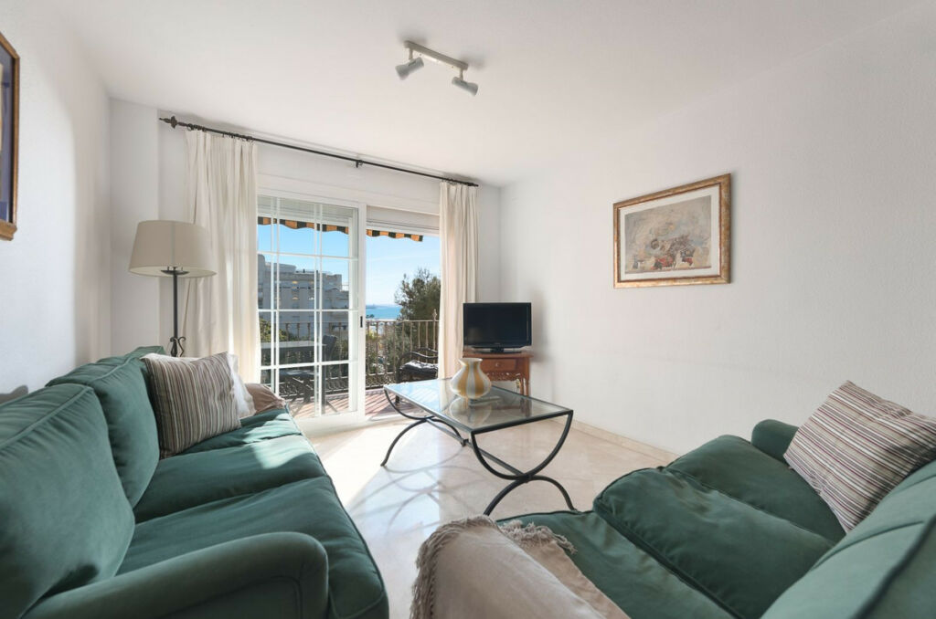 Middle Floor Apartment Marbella Málaga - image 9