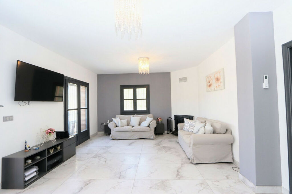 Detached Villa Cañada de San Pedro Murcia - image 9