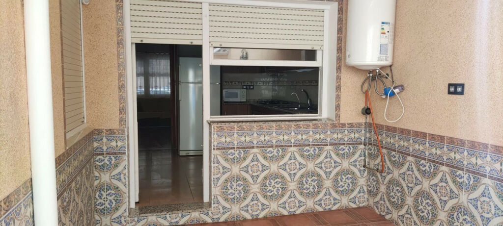 Bungalow Torrevieja Alicante - image 9