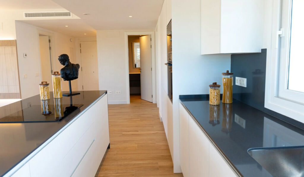 Ground Floor Apartment Casares Málaga - image 9