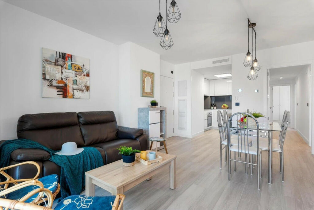Middle Floor Apartment Calpe Alicante - image 9