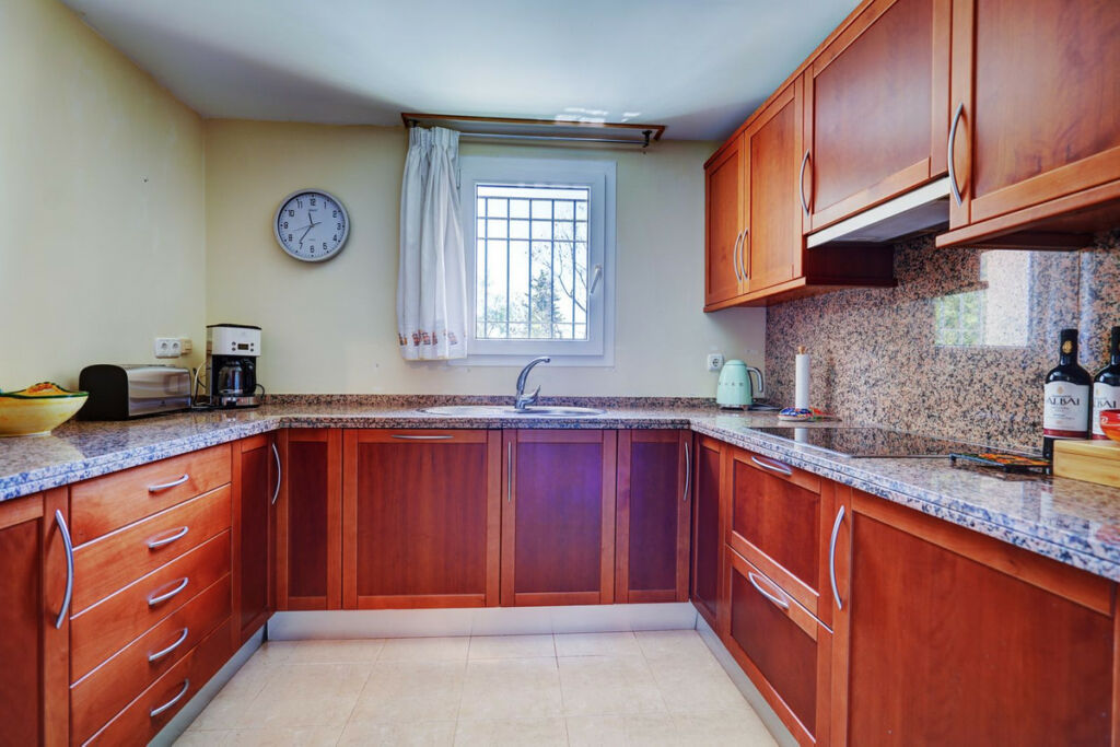 Semi-Detached House Riviera del Sol Málaga - image 9