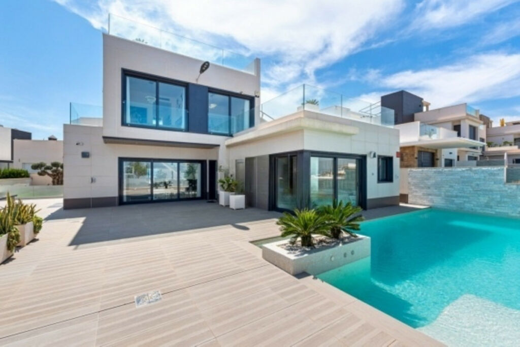Detached Villa San Miguel de Salinas Alicante