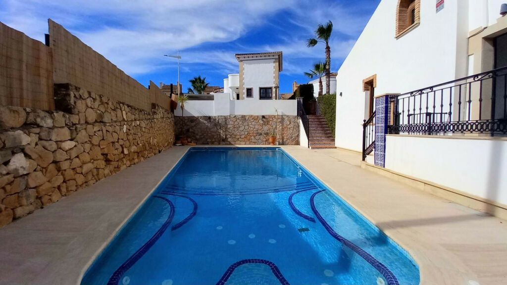 Detached Villa Algorfa Alicante
