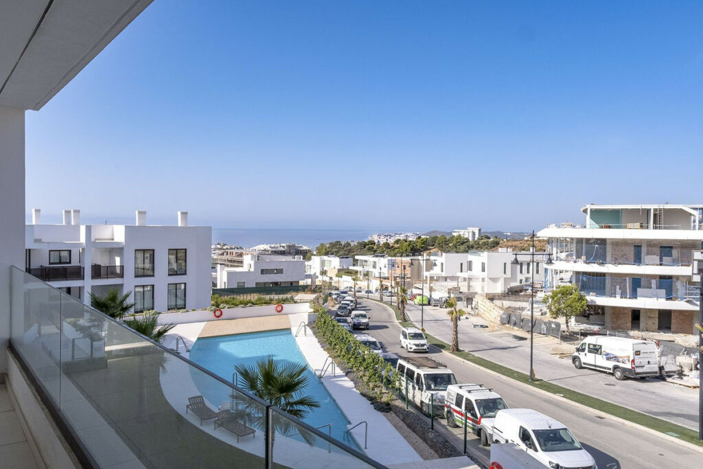 Middle Floor Apartment Fuengirola Málaga