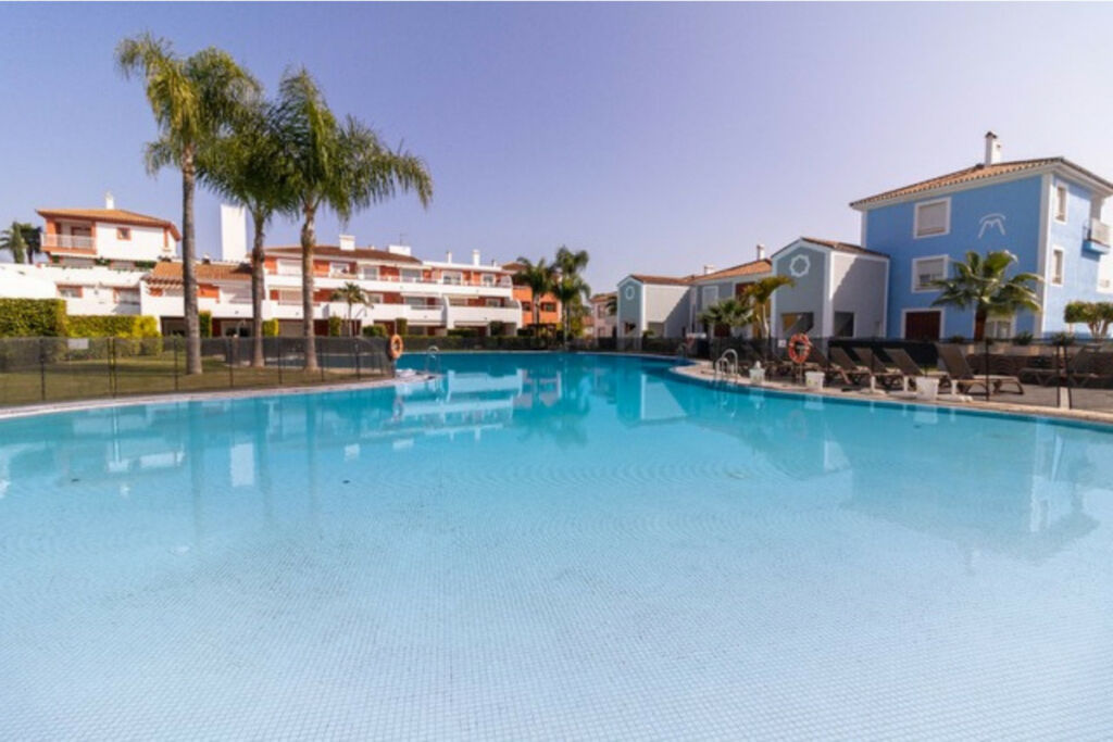 Ground Floor Apartment Estepona Málaga - image 4