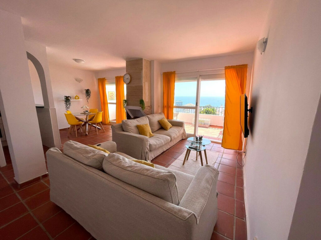 Top Floor Apartment Manilva Málaga
