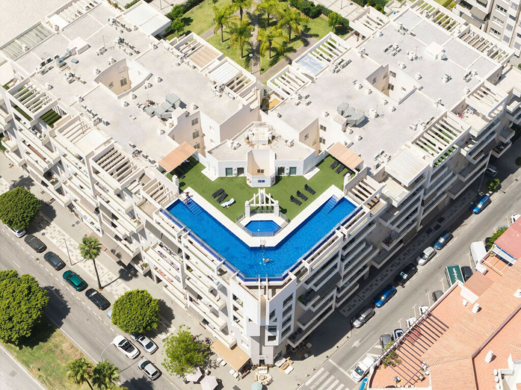 Middle Floor Apartment La Campana Málaga