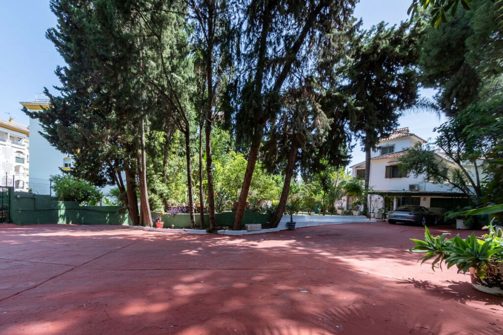 Detached Villa Marbella Málaga