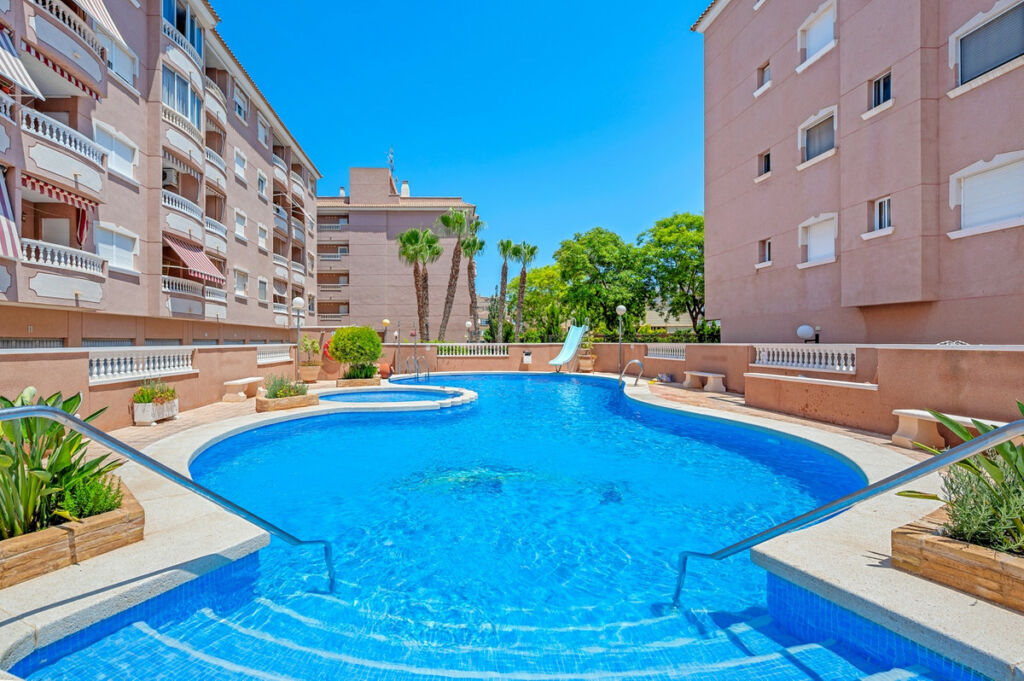 Middle Floor Apartment Santa Pola Alicante