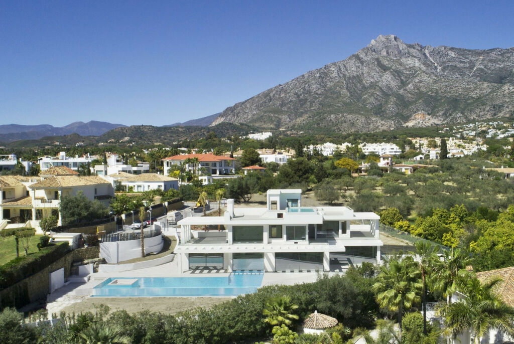 Detached Villa The Golden Mile Málaga