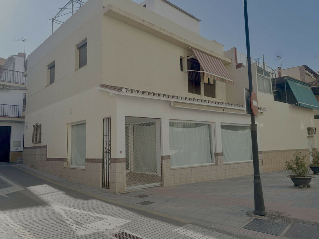 Shop Las Lagunas Málaga - image 2