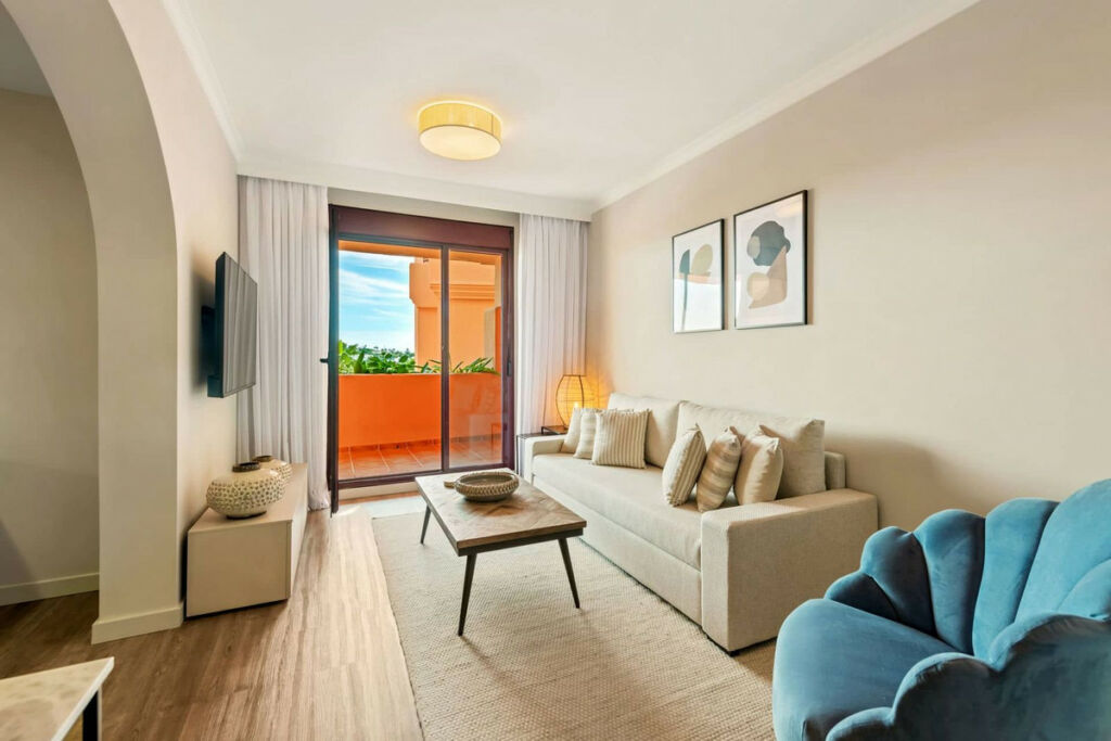 Middle Floor Apartment Benahavís Málaga