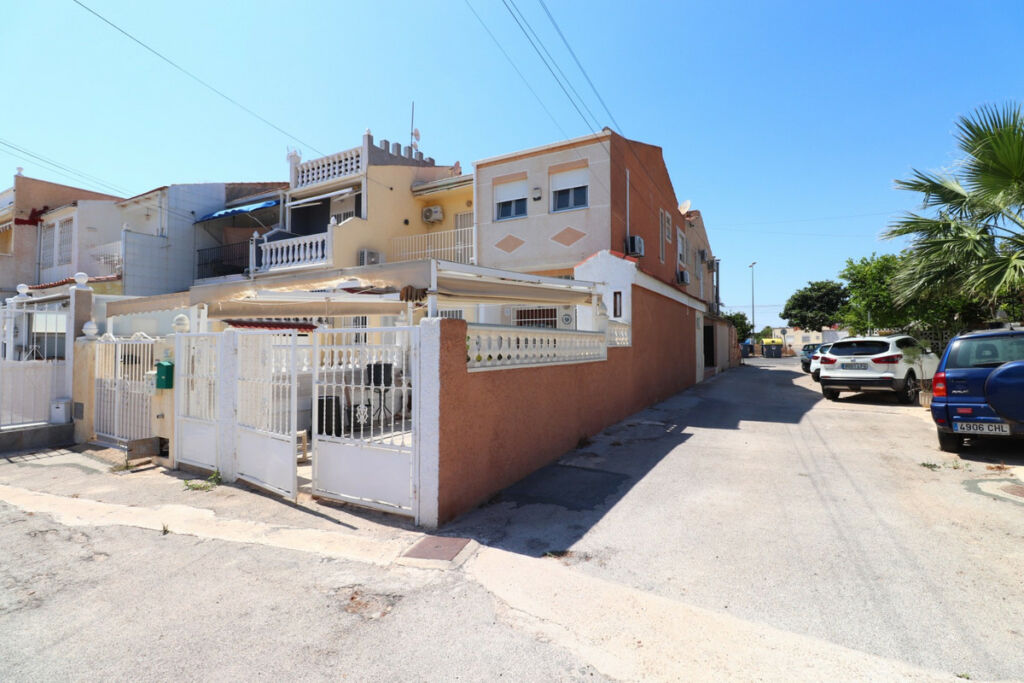 Townhouse Torrevieja Alicante