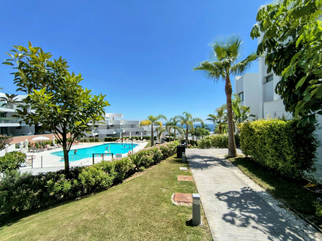 Ground Floor Apartment La Duquesa Málaga