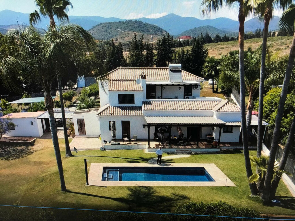Finca - Cortijo Estepona Málaga