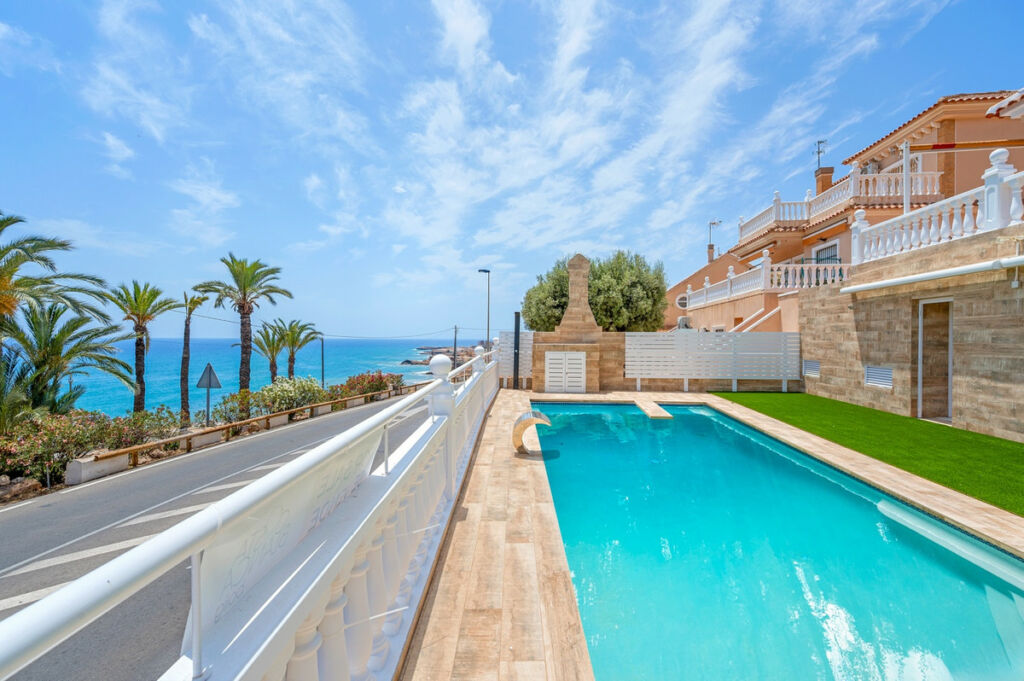 Detached Villa Torrevieja Alicante