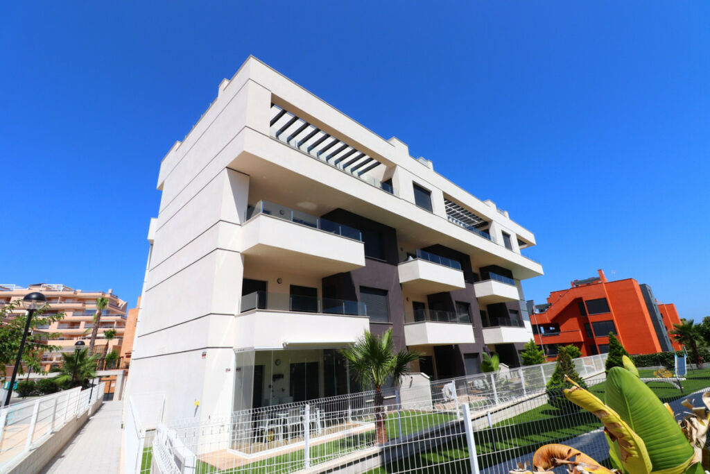 Ground Floor Apartment Villamartin Alicante
