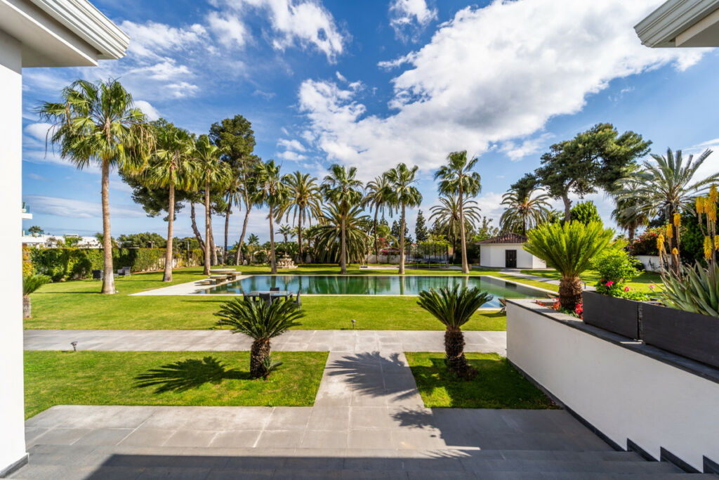 Detached Villa The Golden Mile Málaga