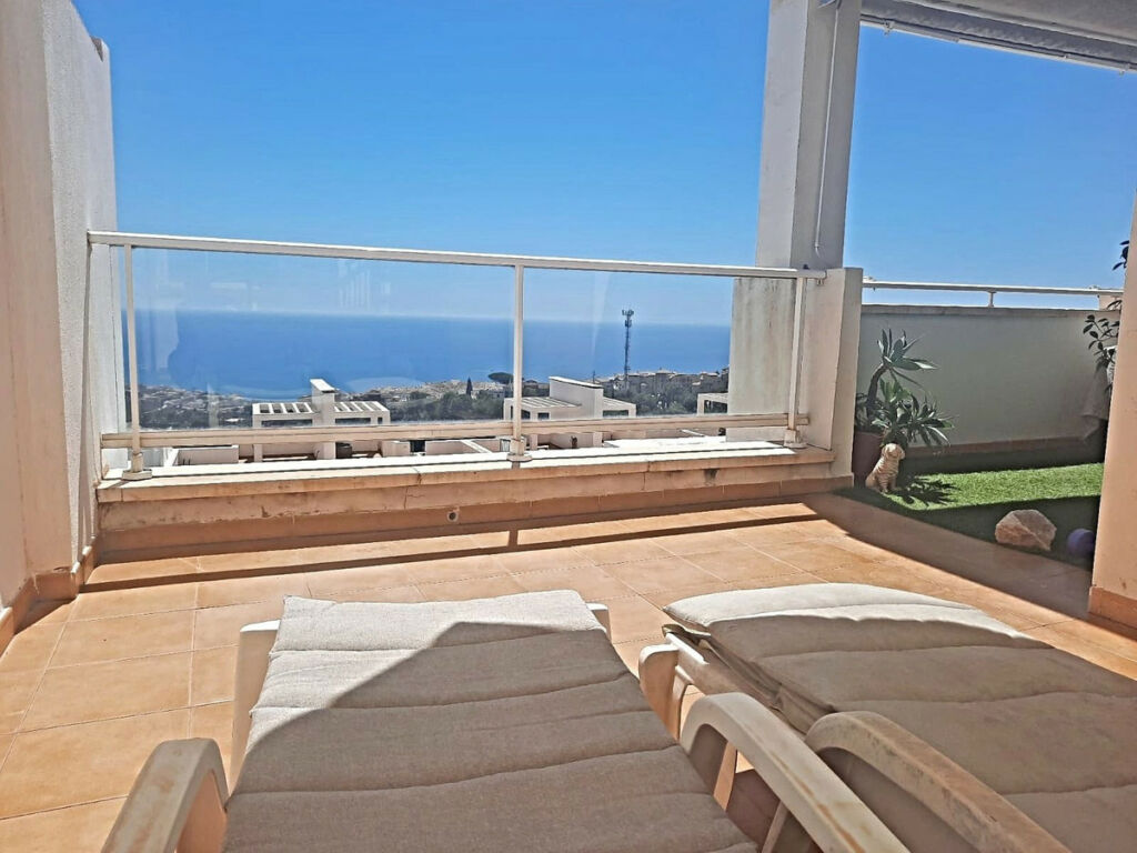 Penthouse Benalmadena Pueblo Málaga