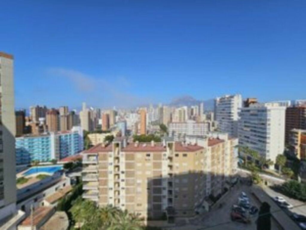 Middle Floor Apartment Benidorm Alicante