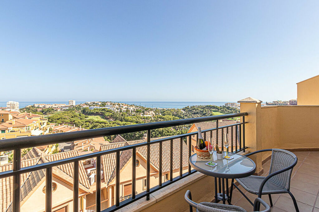 Middle Floor Apartment Benalmadena Málaga