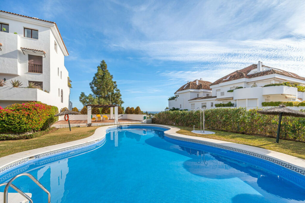 Middle Floor Apartment The Golden Mile Málaga
