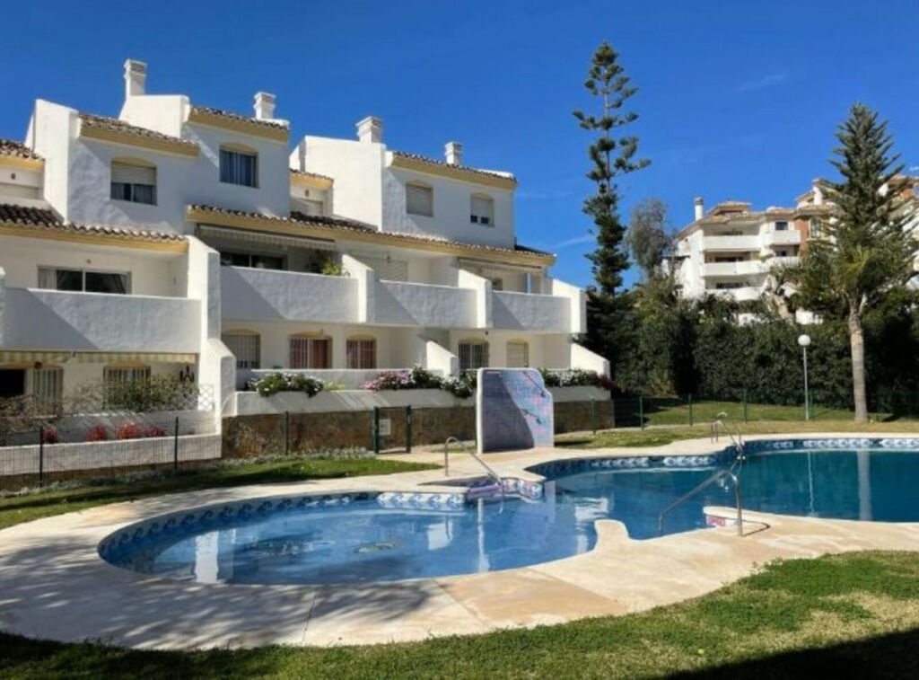 Top Floor Apartment Calahonda Málaga - image 48