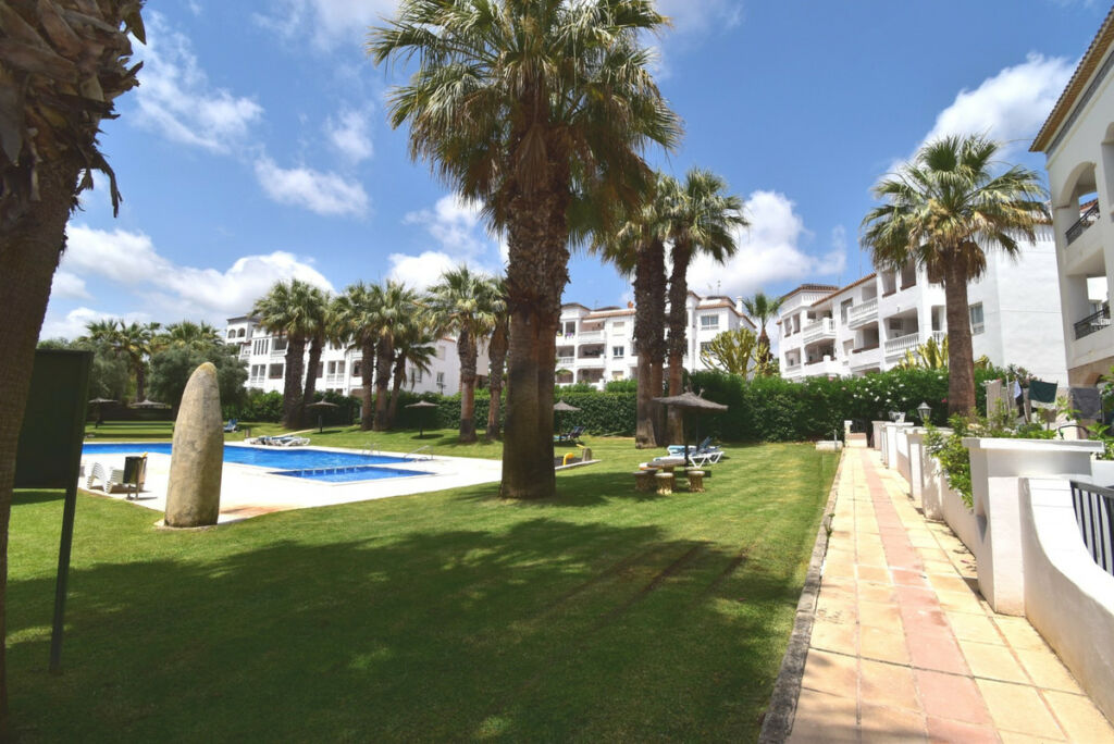 Middle Floor Apartment Villamartin Alicante