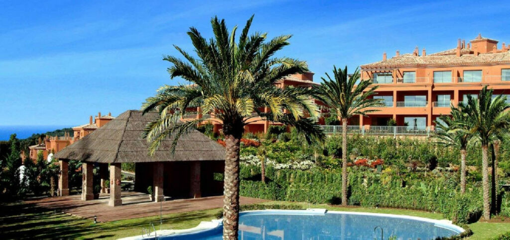 Middle Floor Apartment Atalaya Málaga