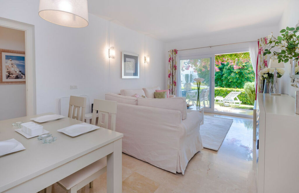 Ground Floor Apartment El Paraiso Málaga