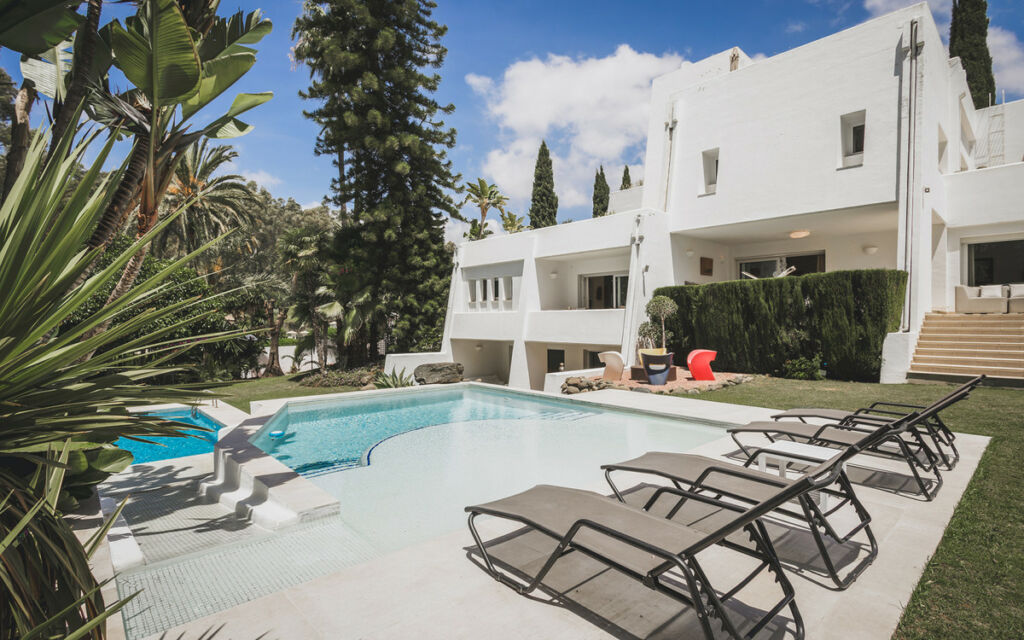 Detached Villa Nueva Andalucía Málaga