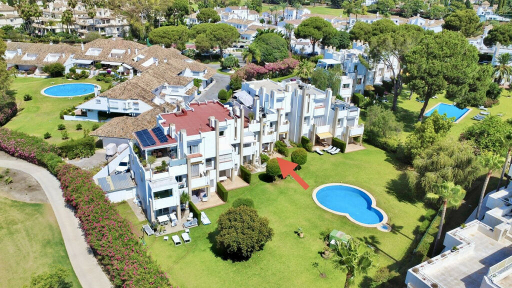 Townhouse Nueva Andalucía Málaga