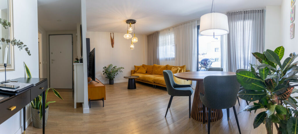 Middle Floor Apartment Estepona Málaga