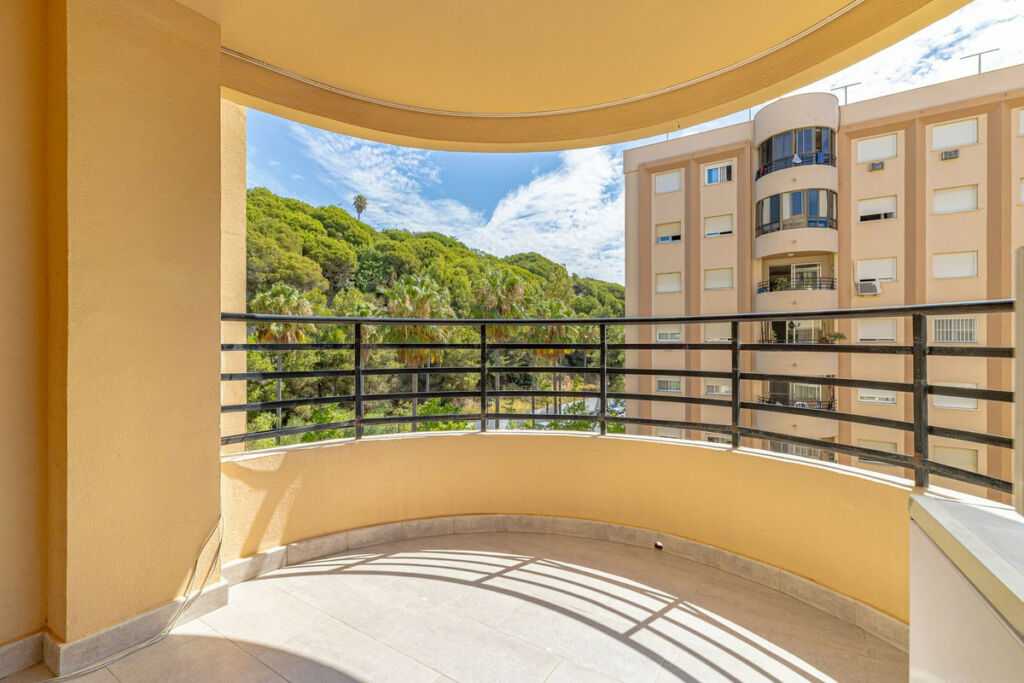 Middle Floor Apartment Marbella Málaga