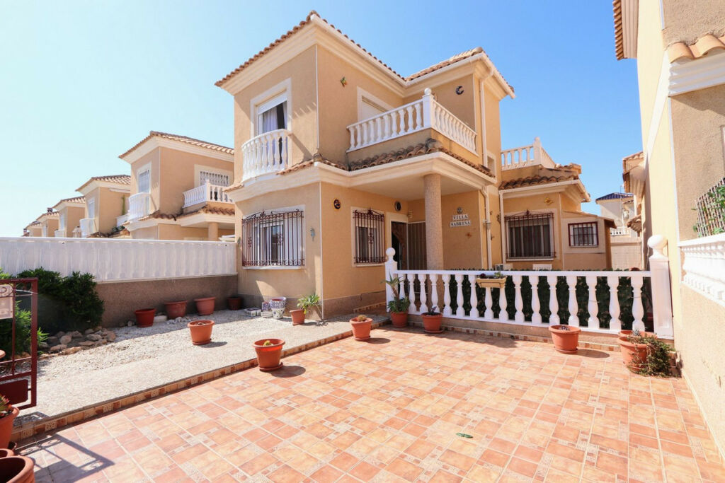 Detached Villa Playa Flamenca Alicante