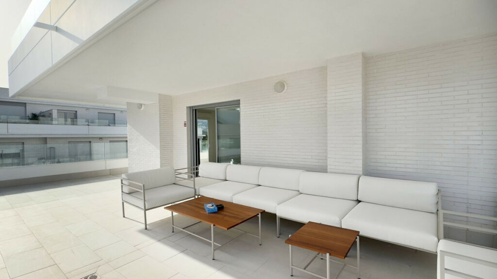 Top Floor Apartment Nueva Andalucía Málaga