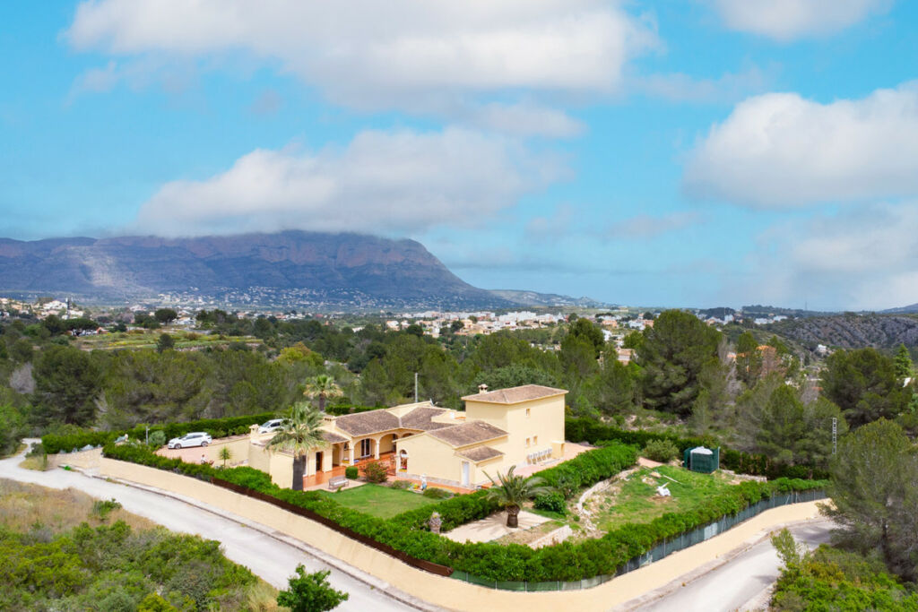 Detached Villa Gata de Gorgos Alicante
