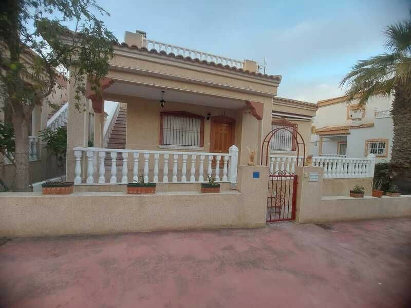 Detached Villa Algorfa Alicante