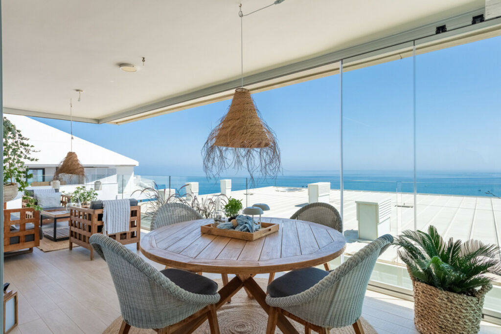 Middle Floor Apartment Fuengirola Málaga - image 5