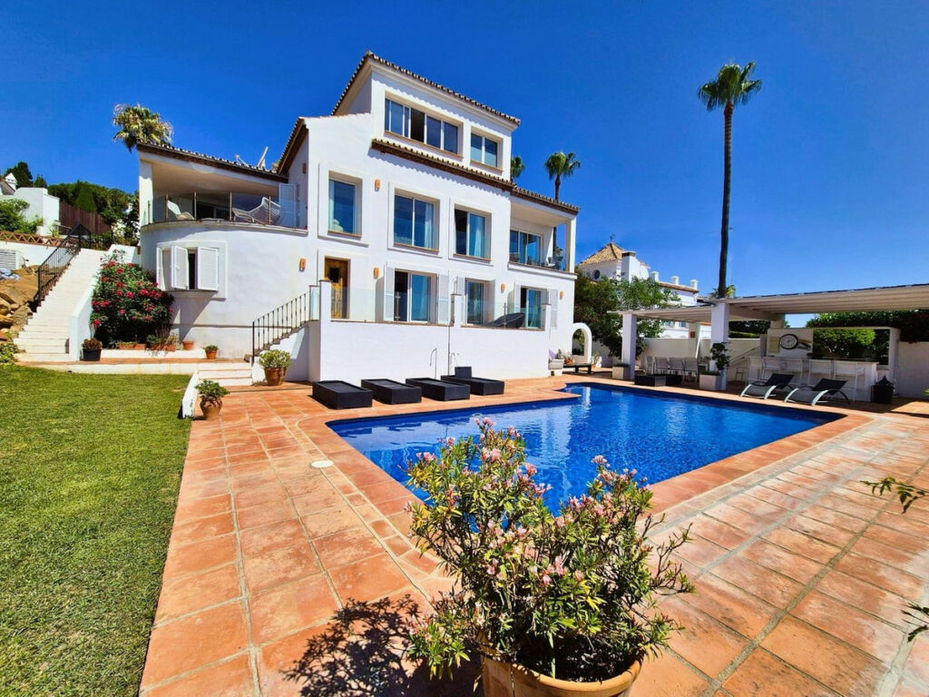 Detached Villa Manilva Málaga