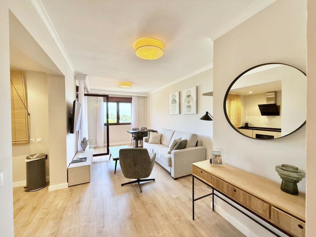 Top Floor Apartment Benahavís Málaga - image 10