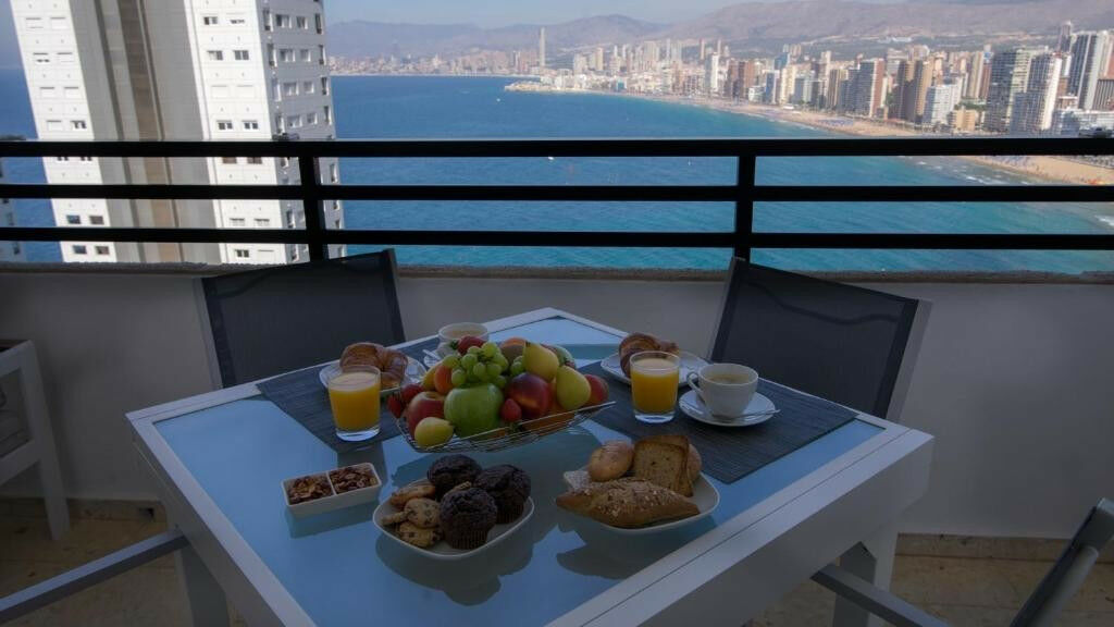 Middle Floor Apartment Benidorm Alicante - image 10