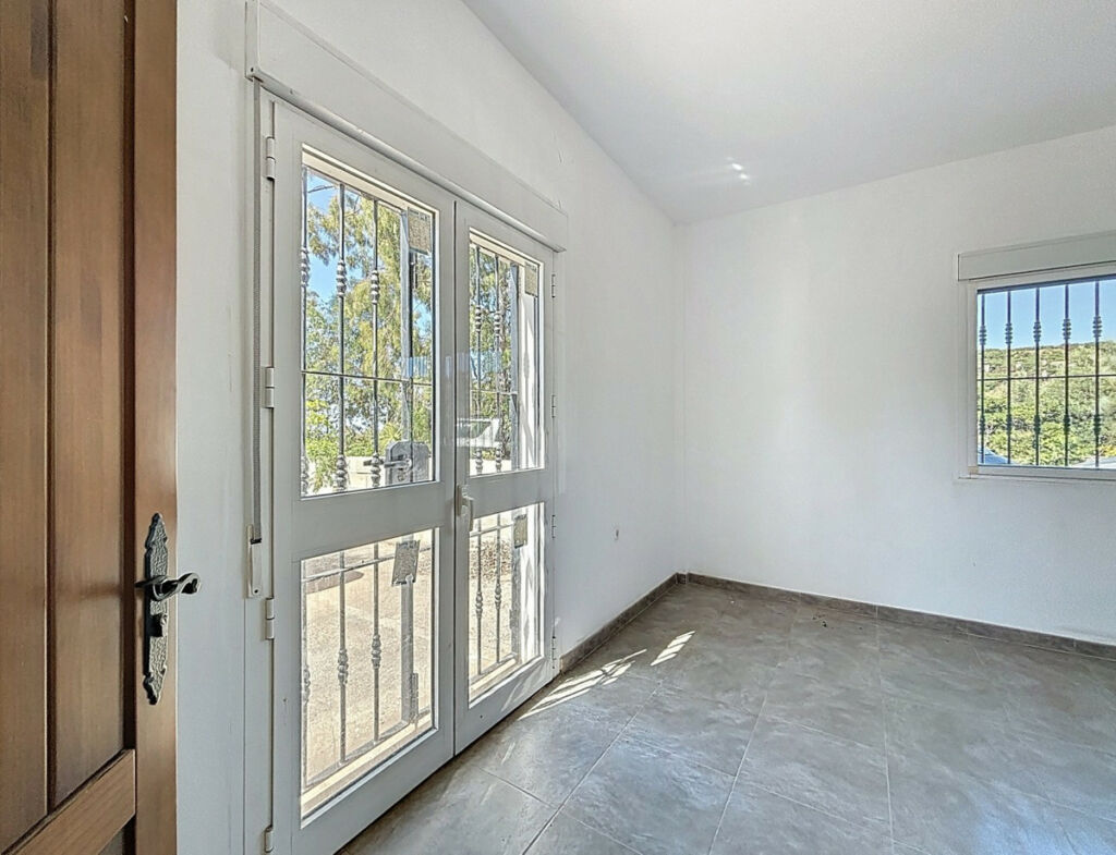 Semi-Detached House Almayate Alto Málaga - image 10